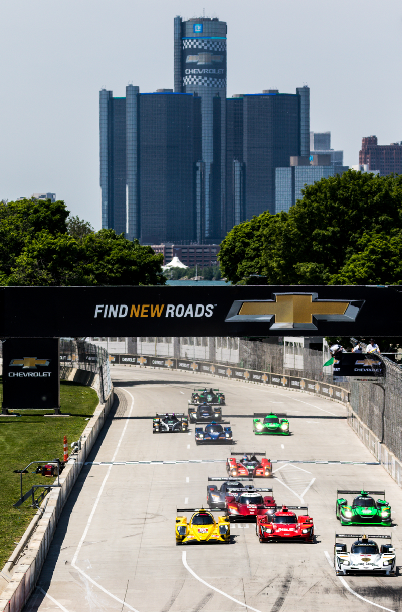 Illustration for article titled Bask In The Glory Of Awesome Sports Cars Racing In Detroit